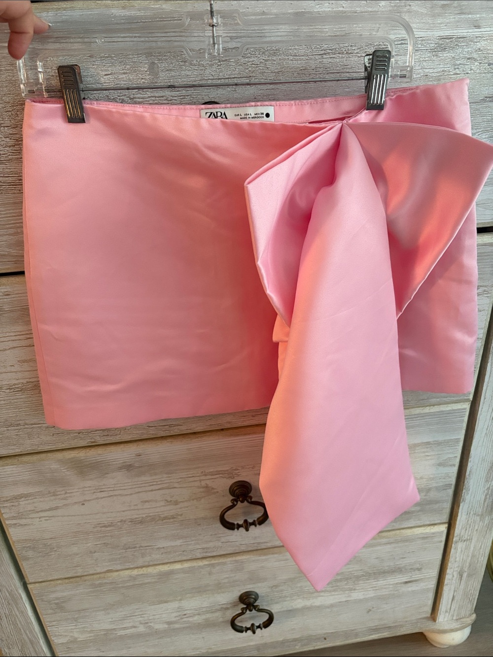 Zara Bubblegum Pink Satin Mini Skirt with Oversized Side Bow